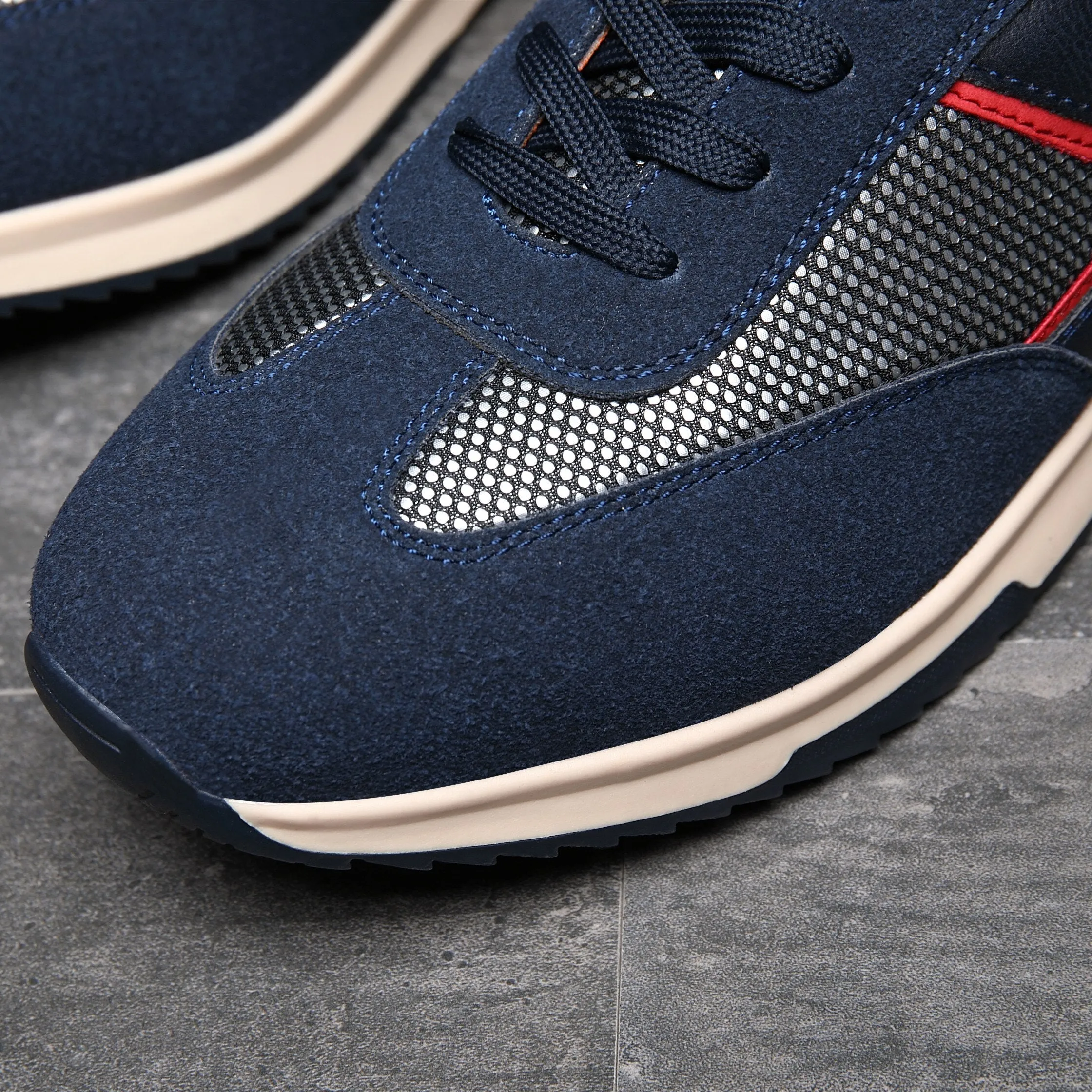 Angelo Ricci™ Designer Breathable Lightweight Jogging Shoes