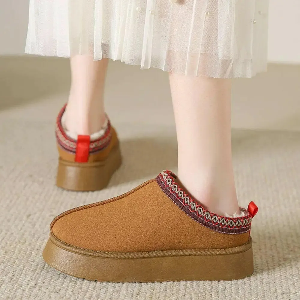 Luxurious Mid Heels in Elegant Faux Fur for Timeless Fashion Excellence