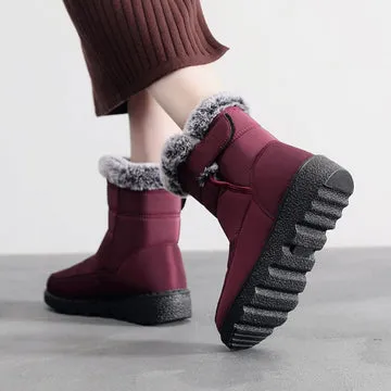 Women’s Waterproof Heeled Snow Boot